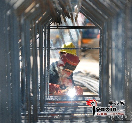 乌鲁木齐市西山高架二期隧道构建立体交通